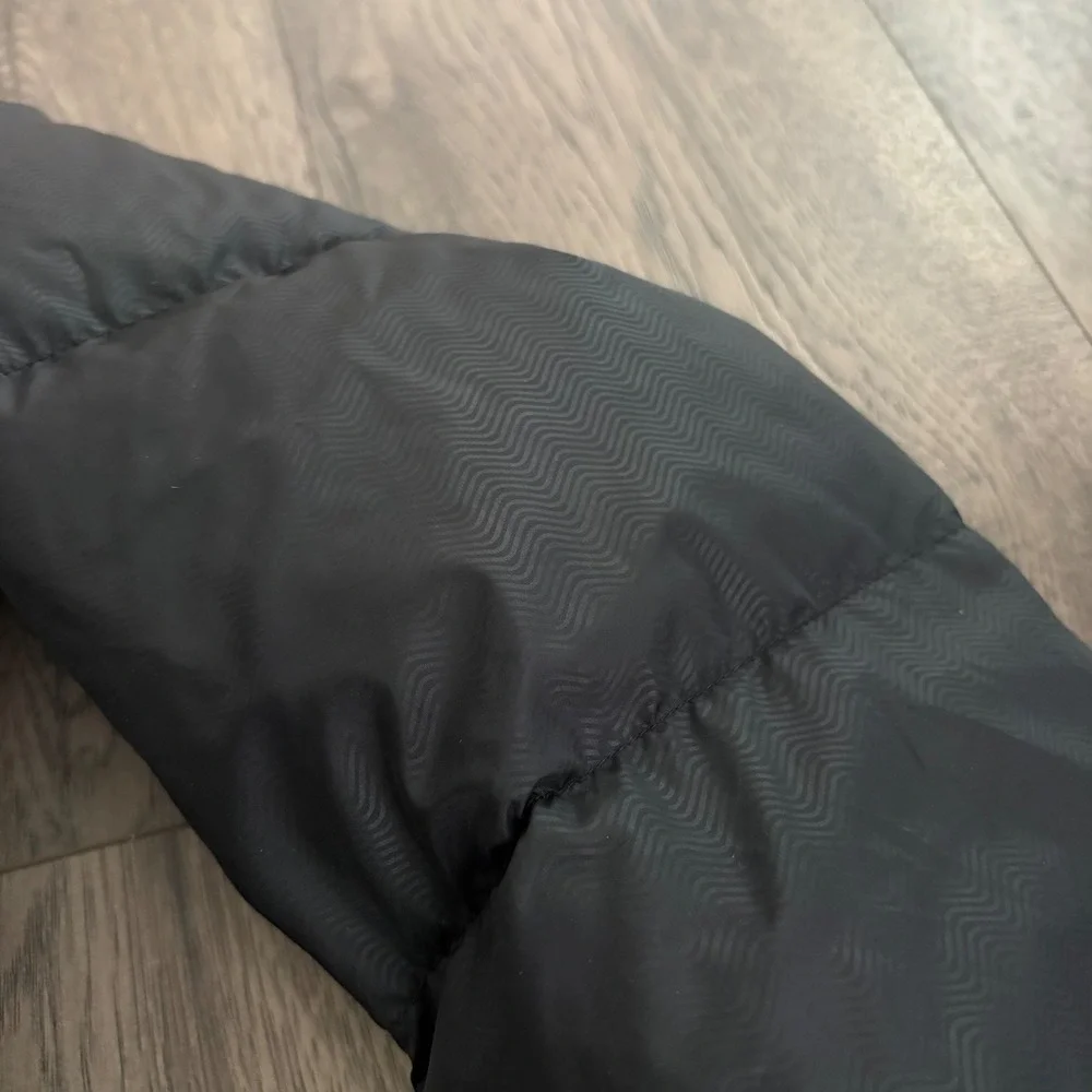 Nike‎ Puffer Jacket Girls Large 12-14 Black Good Chevron Quilted Down Coat